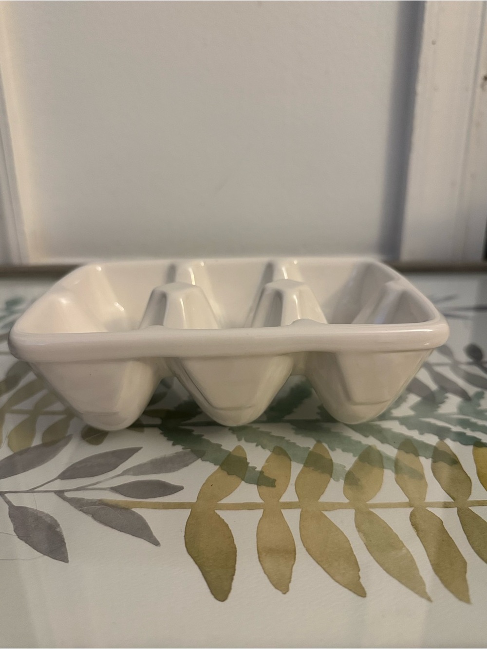 Williams-Sonoma Glossy White Ceramic Egg Holder